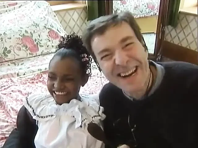 İngiliz zenci nostaljik sürtük anal hardcore