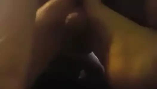 İskoç ayak sikişi