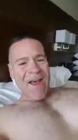 baba ihtiyaç için boşalmak