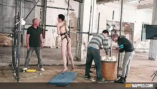 Bağlı twink blake harvey horoz tormented tarafından blake harvey