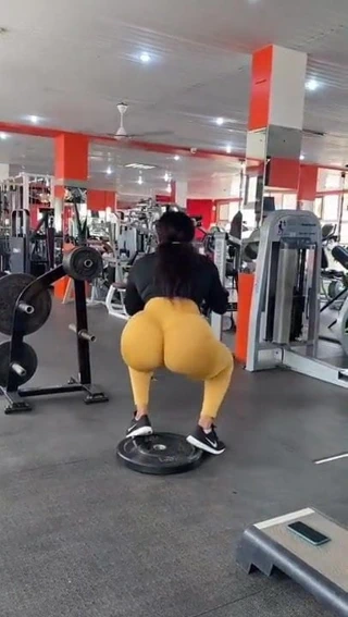 Culona cometrapo metido rico 28