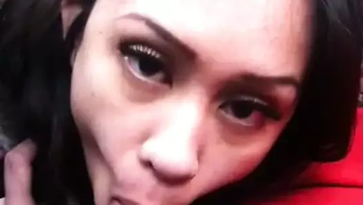 Pinay emme çük içinde the araba pt.2