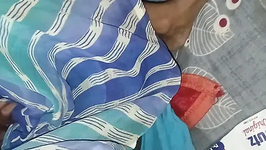 Indian Village Desi Aunty Ki Raat Mein Ghori Bana Kar Paani Nikal Diya - Tight Chut Se Squirt Kiya Homemade Hindi Audio