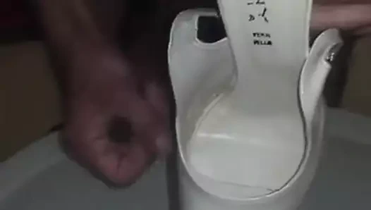 Pensando a mia suocera con le sue scarpe