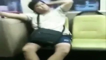 kendini kaydetti otobüs masturbasyon