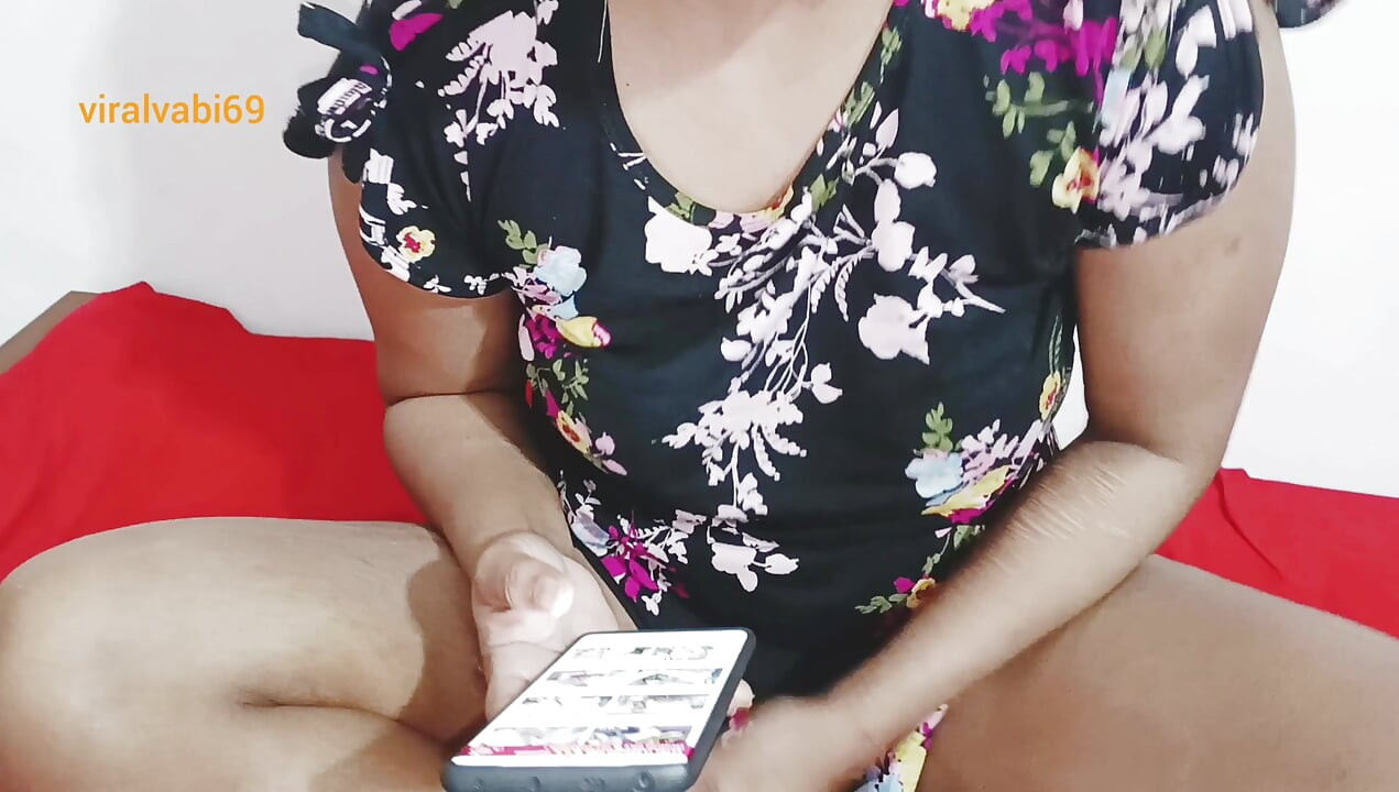 Bangladeşli kız erkek kardeşi ile tatlı anal seks yapıyor