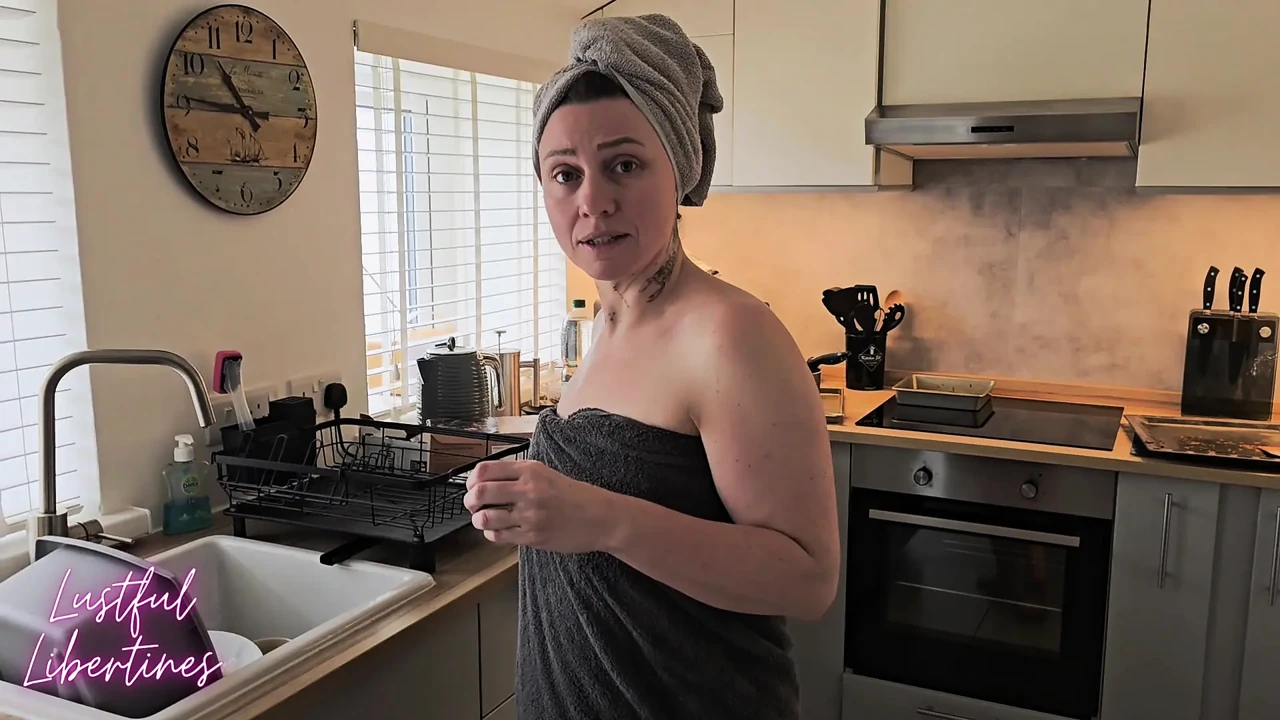 Down Under: Creampie My Hairy Mature Stepmom Cheating Milfs Are Irresistible (Uncut AU) - Australia Locals Only - Australian Sex Video