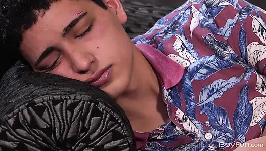 Stroked Latino Lance