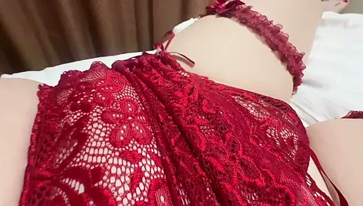 Wifey Gets Her Pussy and Clit Fingered to an Epic Shaking Orgasm