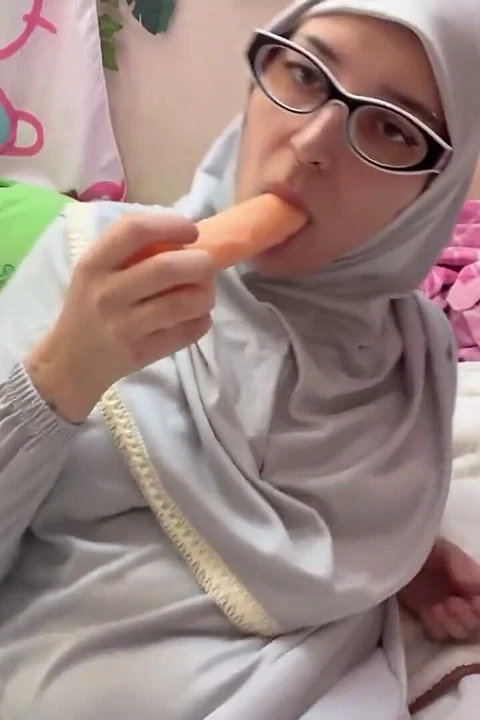 Oral seks tesettürlü