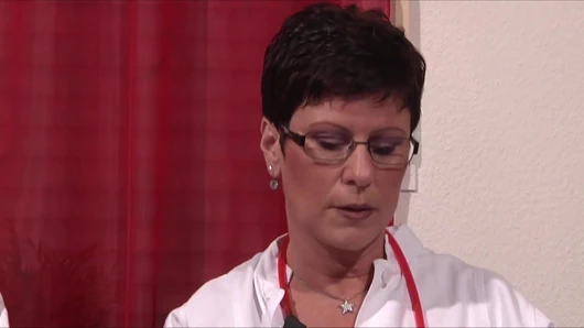 ev hanımı içinde aşk vurdu sert