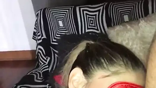 Cum yeme külotlu çorap sürtük