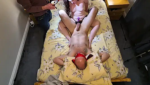 Aldatılan koca karısını ilk kez bir yabancıyla sikişirken filme çekiyor