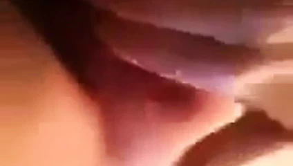 Büyük baştankara kız parmak