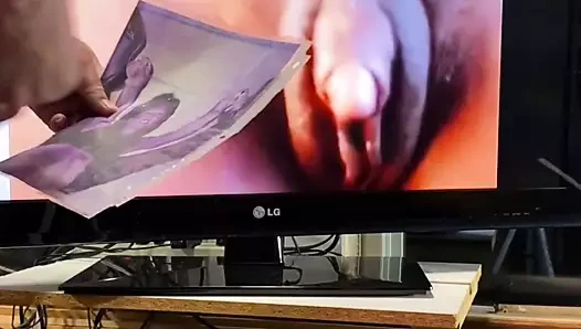 Kimin klitorisi daha büyük?