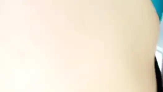 kalın sarışın oynar ile kendini