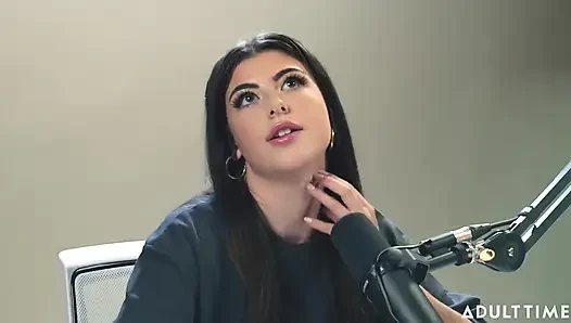 Profesyonel bir dominatrix olmak gal ritchie'nin beklediği şey değil! | Adult Time Podcast