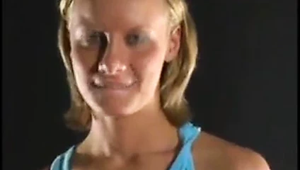 sarışın verir bir iyi suckjob