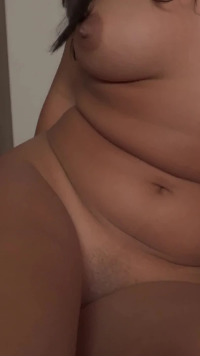 Сногсшибательный момент из "Невинную неопытную девушку жестко трахает ее сводный брат"