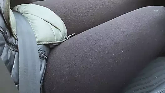 Adım anne yiyor ve sikme içinde the araba ile adım oğlu