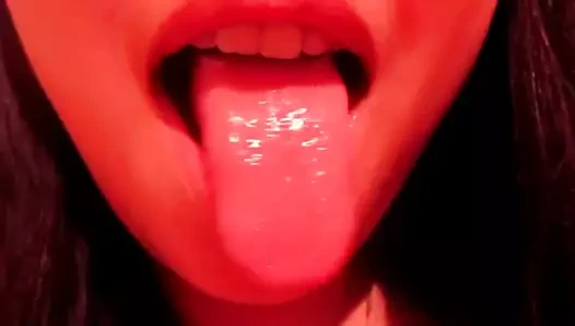 O hoşlanır ve yiyor boşalmak #2