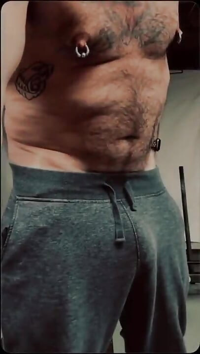 Egzersiz sonrası jockstrap eğlencesi