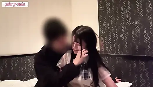 İdol yüzlü Allure, riskli bir romantizm erkek arkadaşını aşıyor 1.