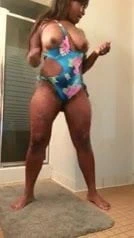 Nuthin' ama memeler ve eşek