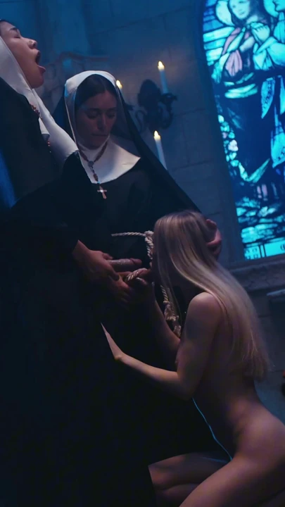 Zihin kontrolü seksi - kyoko ve nata gold sarışın futa