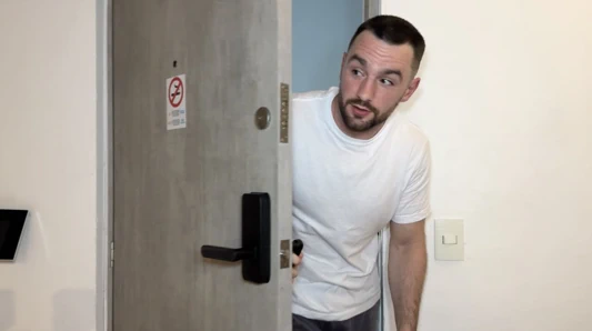 Cuckold Films Stranger from The Internet Giving Hotwife Uncontrollable Squirting Orgasms and Creampie