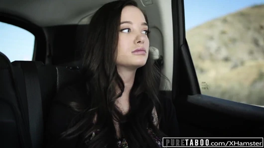 Saf tabu gia paige'in 2 üvey kardeşiyle ilk dp'si