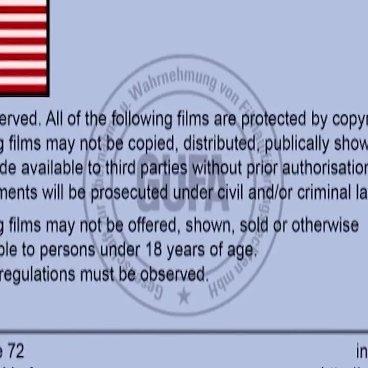 Sarışın lezbiyen parmaklama ve derin için geniş açıyor