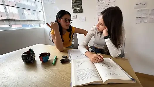 Горячий и грязный лесбийский секс