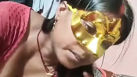 Erkek arkadaşının tamamı emildi, sıkıldı ve saatler boyunca.