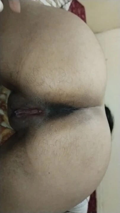 Сидя и говоря, что это весело, это весело, это весело, чтобы положить его сзади.