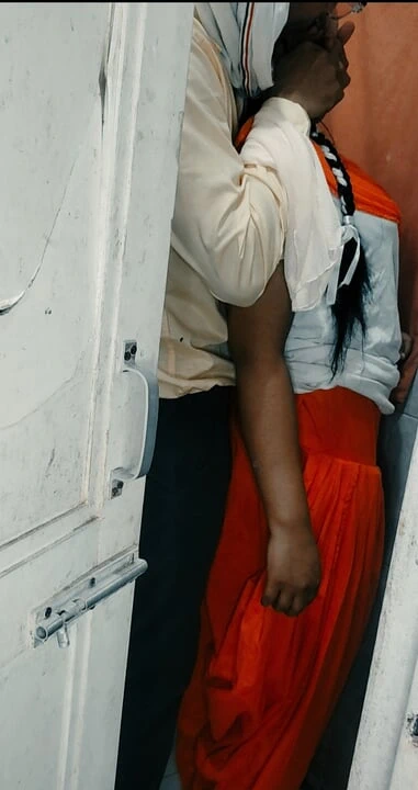 Viral mms - govt liseli kız öğretmen tarafından sikiliyor