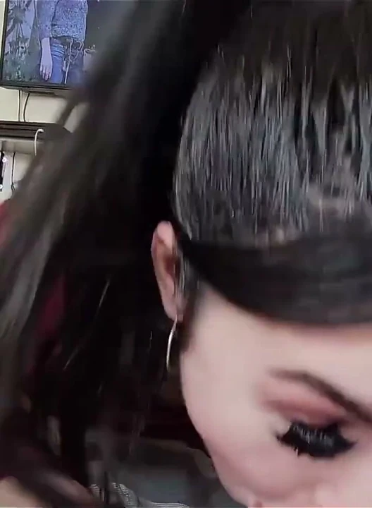 Üvey kız kardeşinin bahar tatilinde bara binmeye ihtiyacı var sonbahar çiçekleri edepsiz masal danny dirt