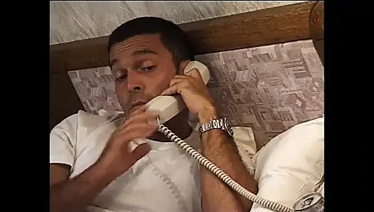 Sikişecek azgın bir kadın arıyordu.