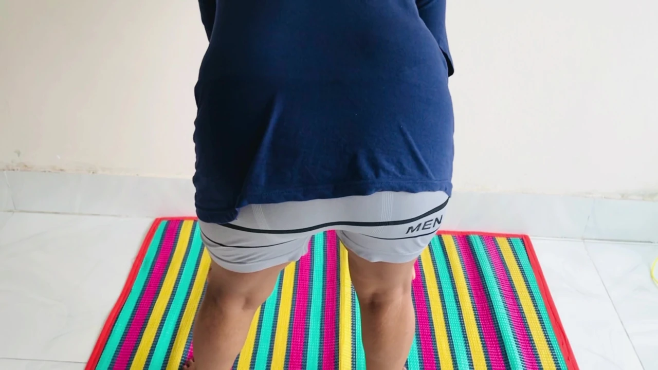 Stepsister Want to her Stepbrother become her gym trainer. But her Stepbrother become a sex trainer of her.