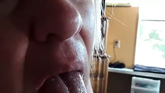 Lisa de bella döl yutuyor