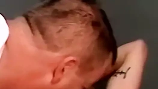 olgun adam craves için genç amatör sıcak cesaret süre emme