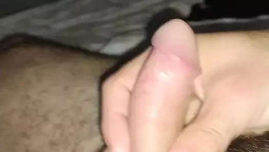 Yakın yukarı küçücük çük mastürbasyon ile iki parmak