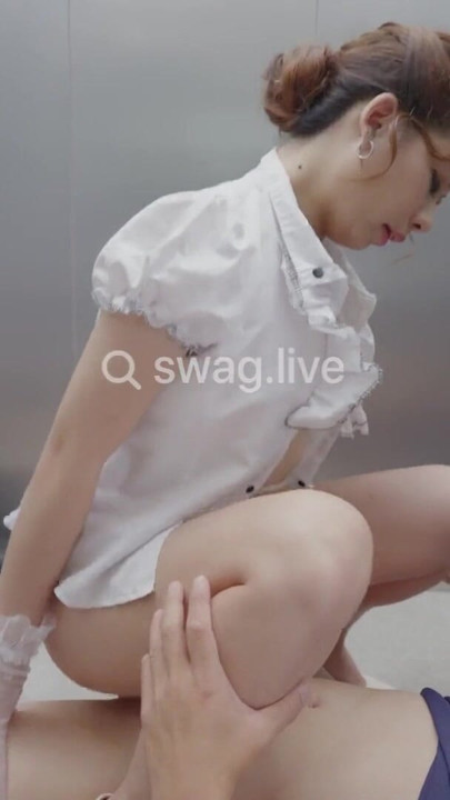 hentai komşu ile asansörde seks - git swag.live lalasexy ara | Klip 1