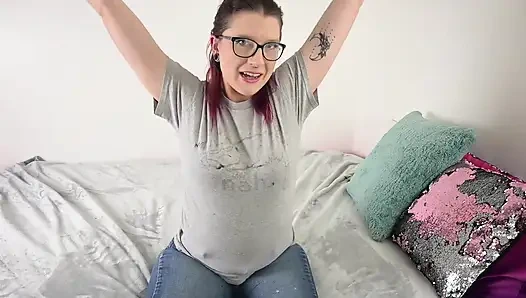 Kıskanç üvey kız kardeş kendini kanıtlıyor