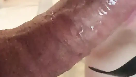 Yarağını ağzımda ve amcığımda istiyorum