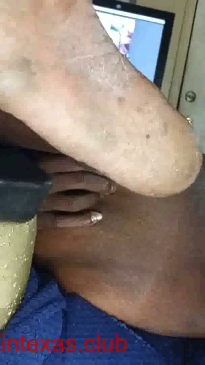 Teksaslı kadın - zenci iri güzel kadın ev yapımı gerçek anne seks bölüm 32 | Klip 1