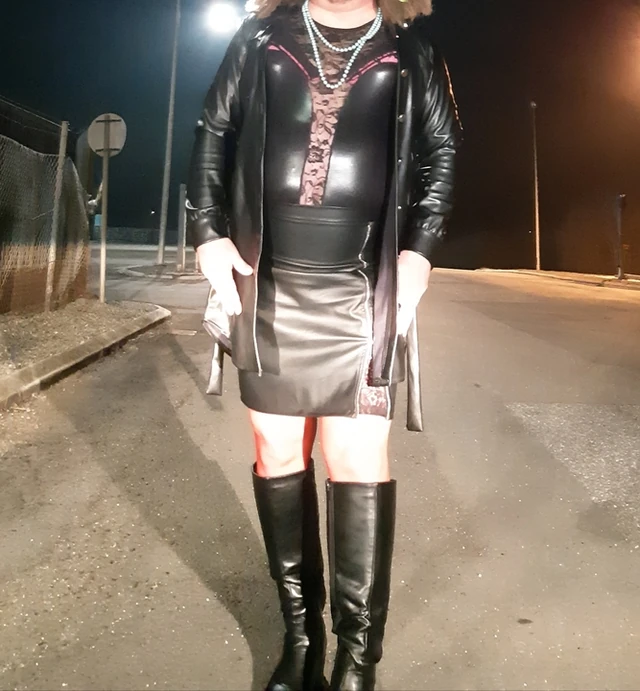 Fruzsi amator худенькая транссекс