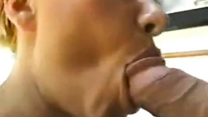 Sarışın milf şişman horoz anal