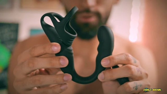 Бесплатное полное видео соло-тестирование анала HoneyPlayBox CASpion, простаты и вибратора промежности и кольца члена