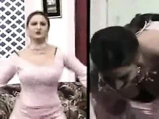 Saima Khan hot mujra